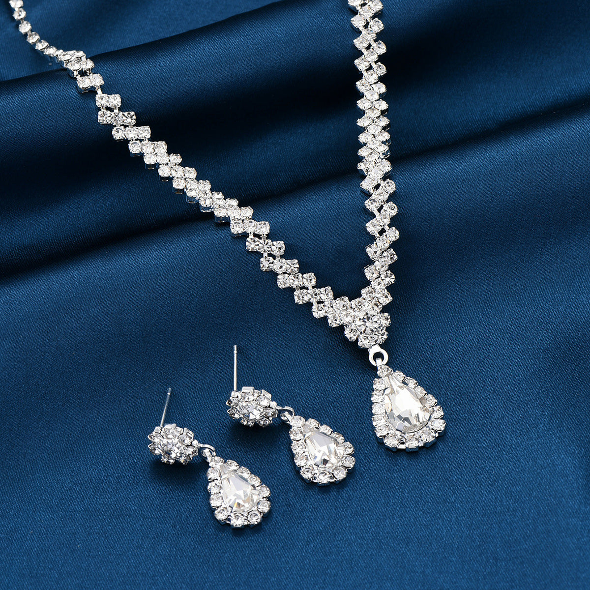 Classic Slouchy Attractive Durable Women's Bridal Jewelry Set