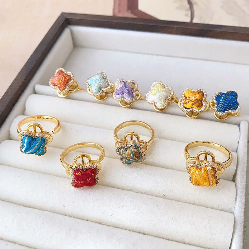 Style Song Dynasty Brocade Clover Rotatable Finished Delicate Rhinestone Copper Rings