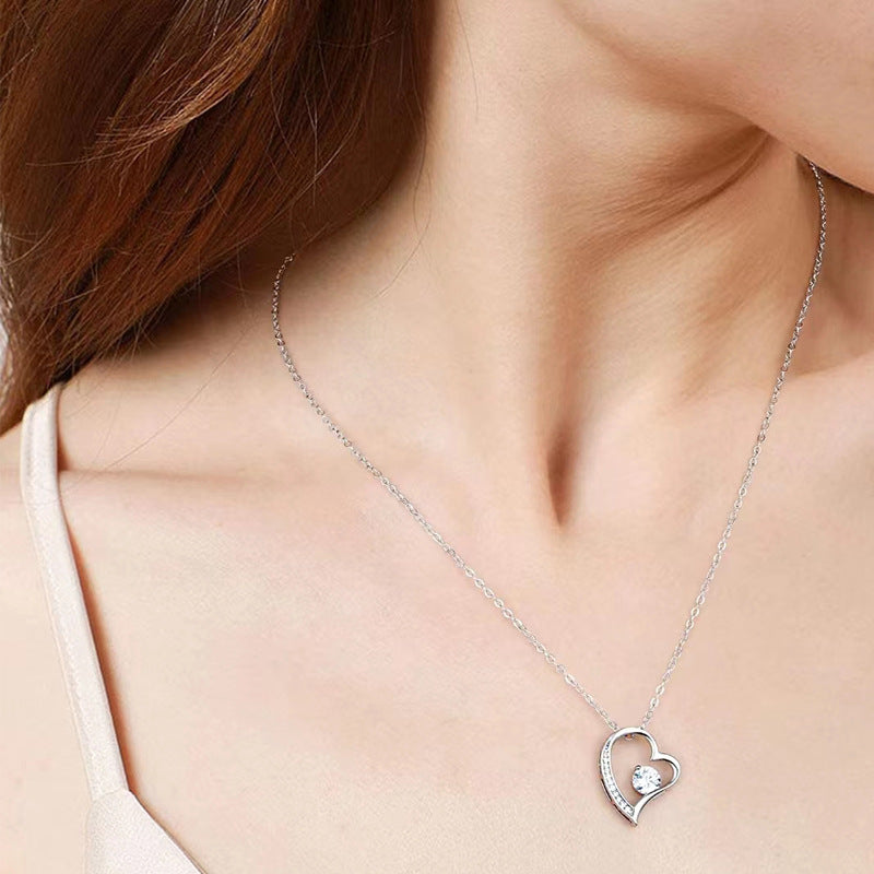 Women's Fashion Simple Rhinestone Design Gift Zircon Pendants