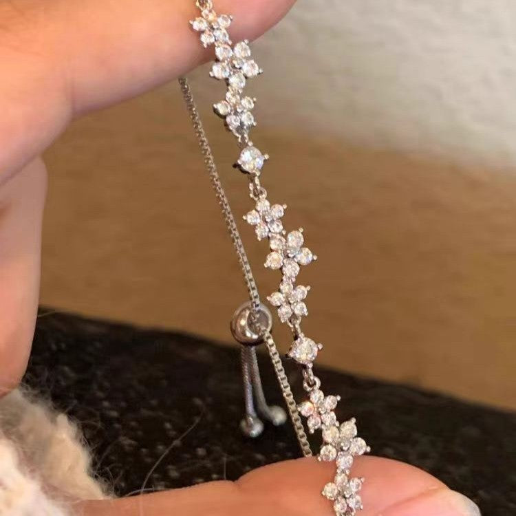 Beautiful Light Luxury High-grade Full Diamond Flash Trendy Temperamental Minority Bracelets