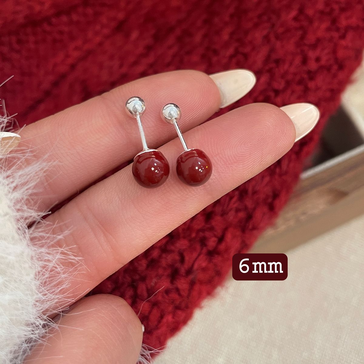 Women's Need To Take Off Small Exquisite Screw Earrings