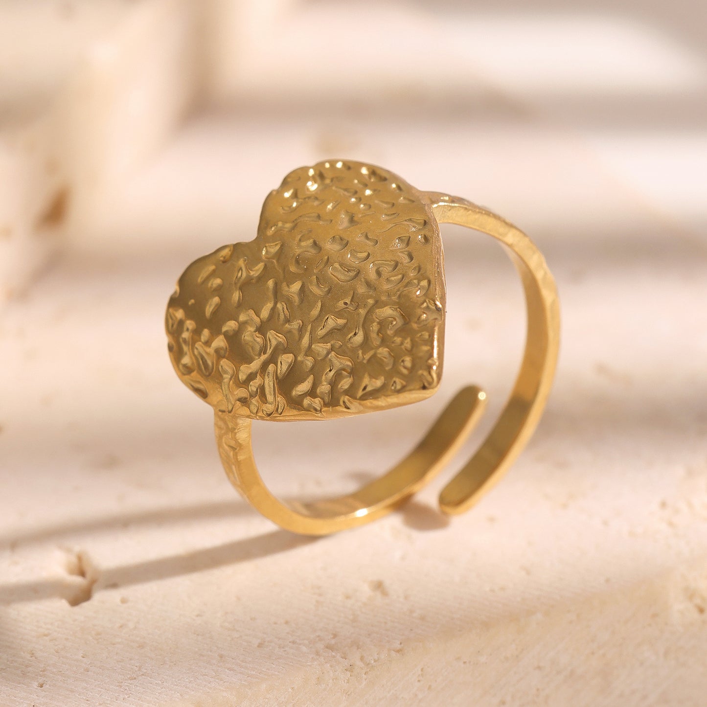 Wind Fashion Texture Leaves Open Adjustable Female With Hearts Gold Rings