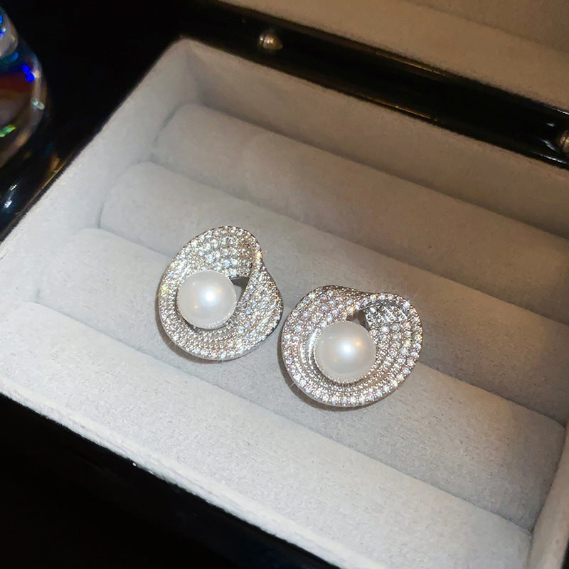 Women's Needle Zircon Bow Water Drop Tassel Simple Fashion Stud Earrings