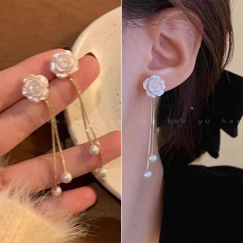 Women's Korean Style Sier Needle Elegant Pearl Love Heart Flowers Earrings