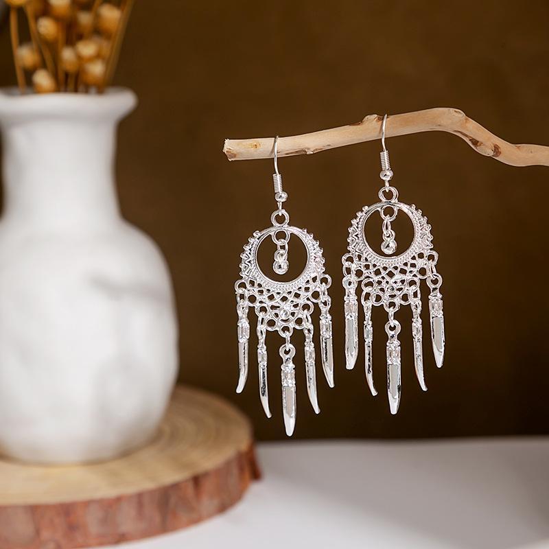 Miao Sier Personality Hollow Out Leaf-shaped Fashion Earrings