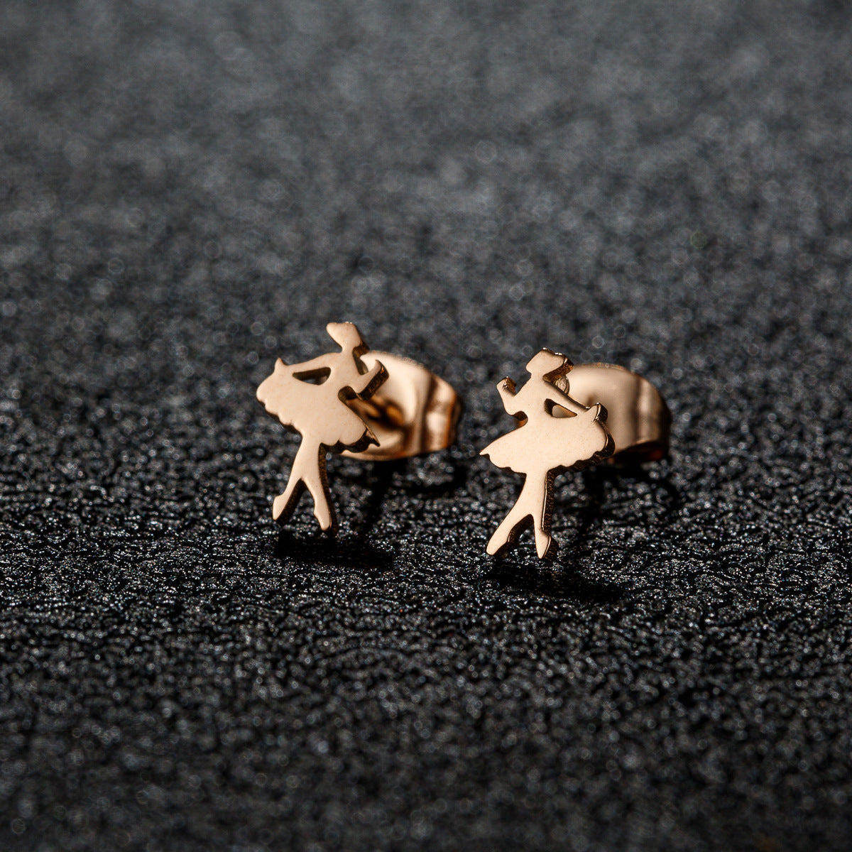 Women's Fashion Stainless Steel Personality Simple Style Bowknot Stud Earrings