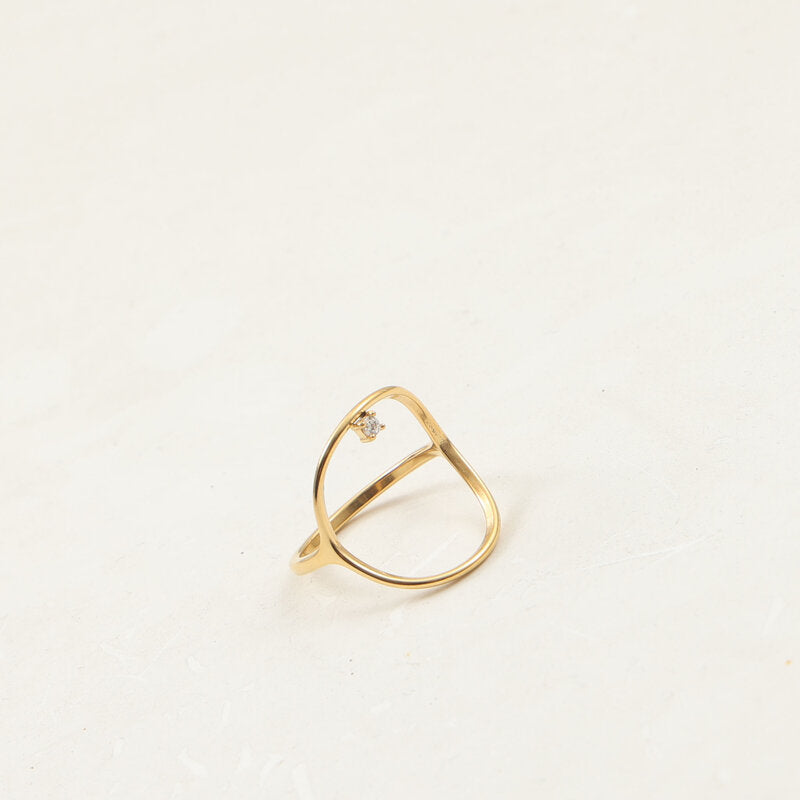 Large Circle Inlaid Fine Zircon Titanium Steel Rings