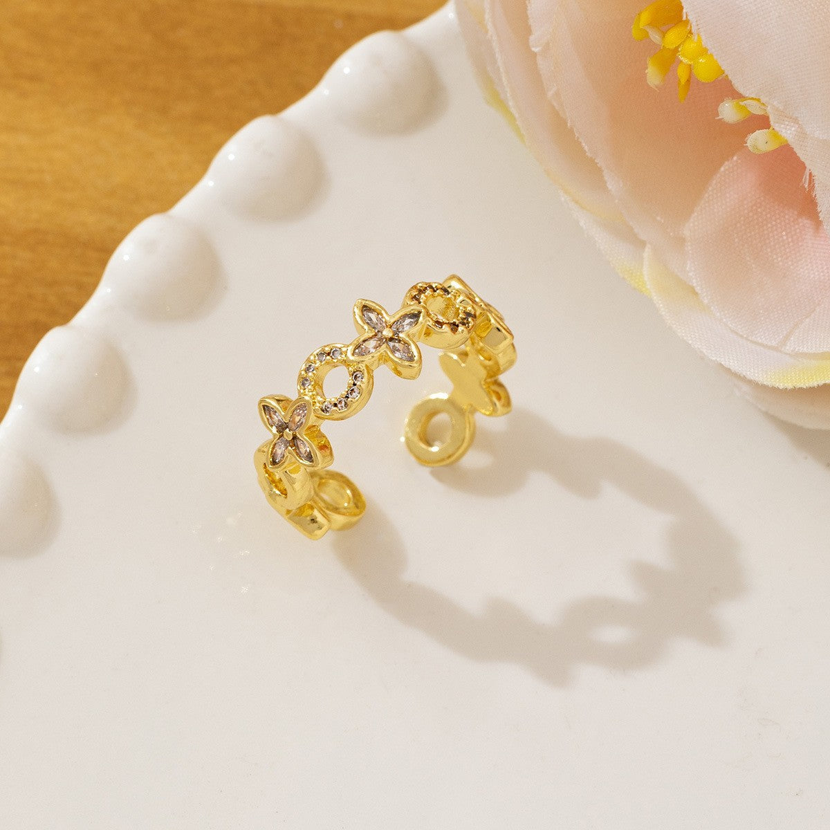 Luxury Cross Design Fashion Open High Sense Index Ring