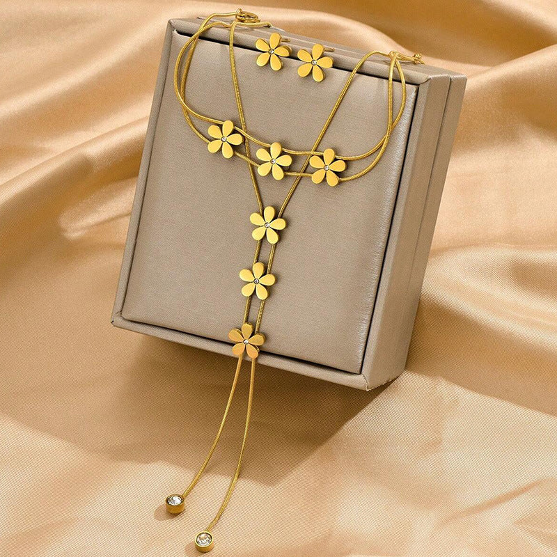 Micro Rhinestone Flower Simple Light Luxury Niche Design Clavicle Chain Necklace