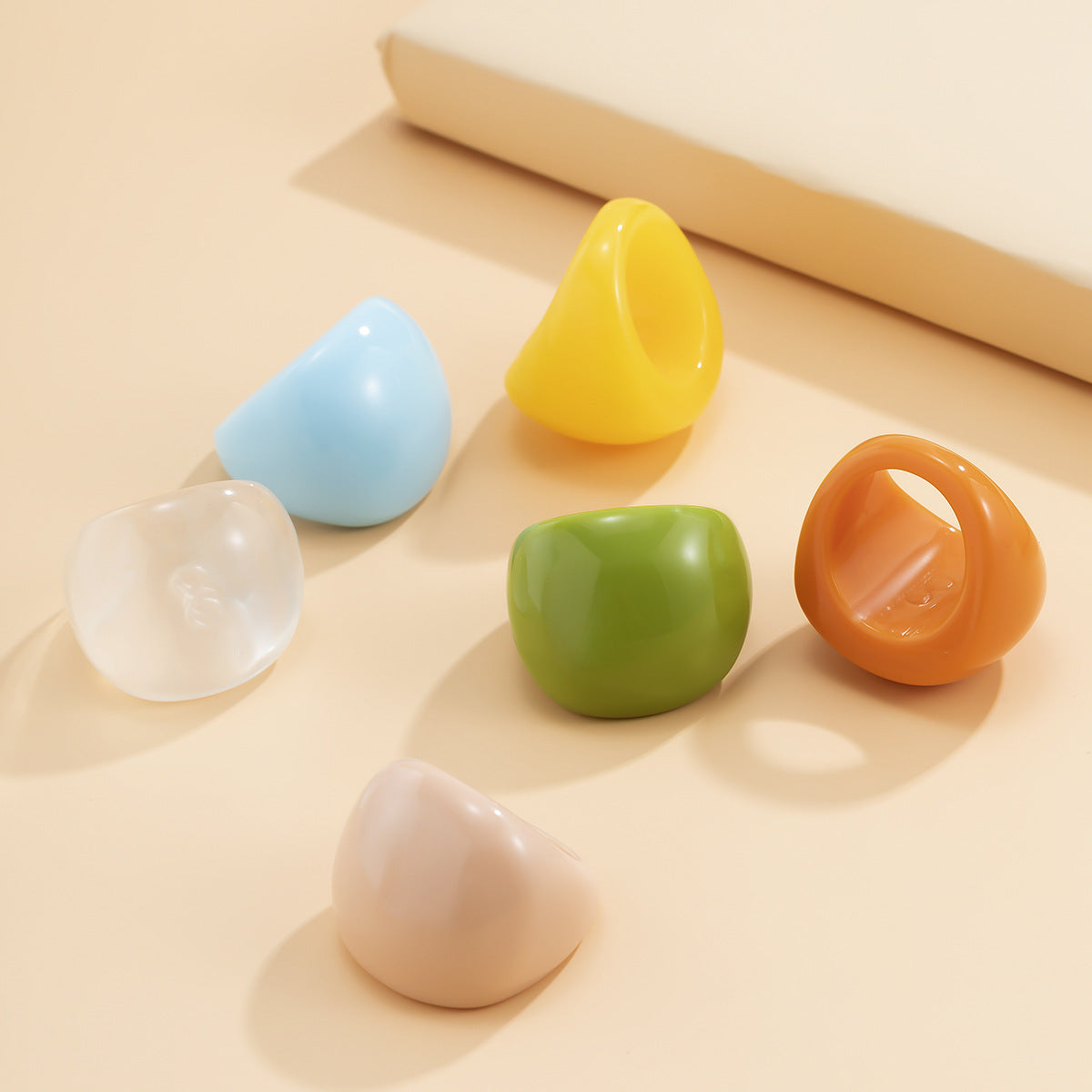 Women's High Profile Fashion Trendy Candy Color Acrylic Simple Exaggerated Ring