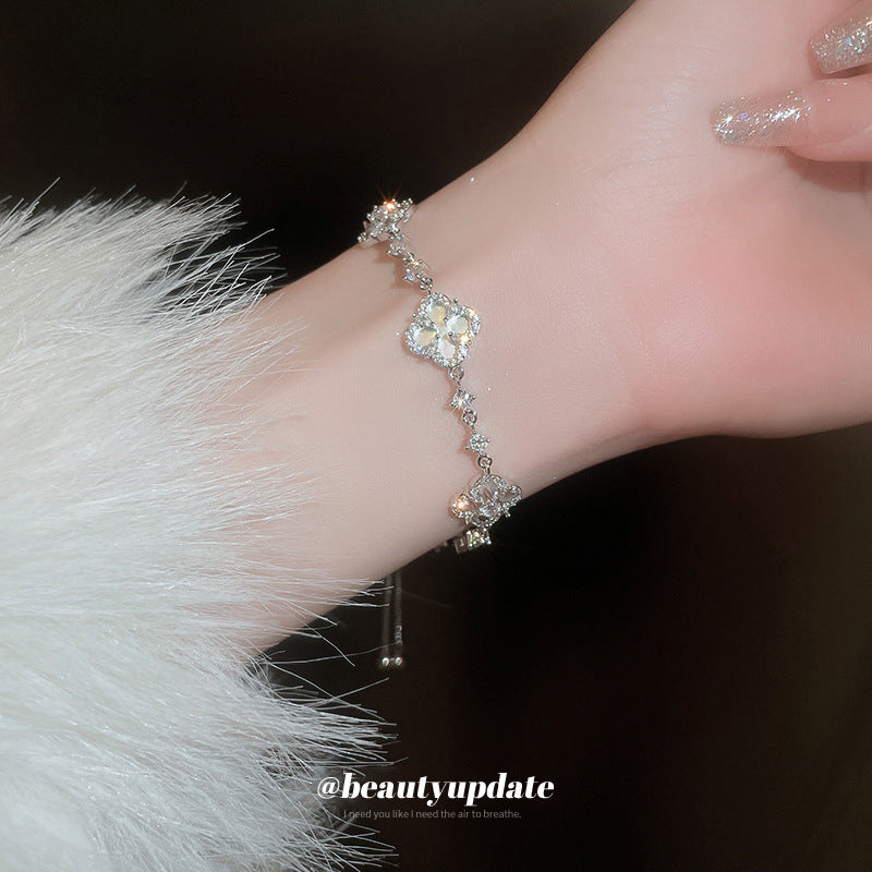 Flower Zircon Light Luxury High Sense Temperament Adjustable Wristband Bracelet