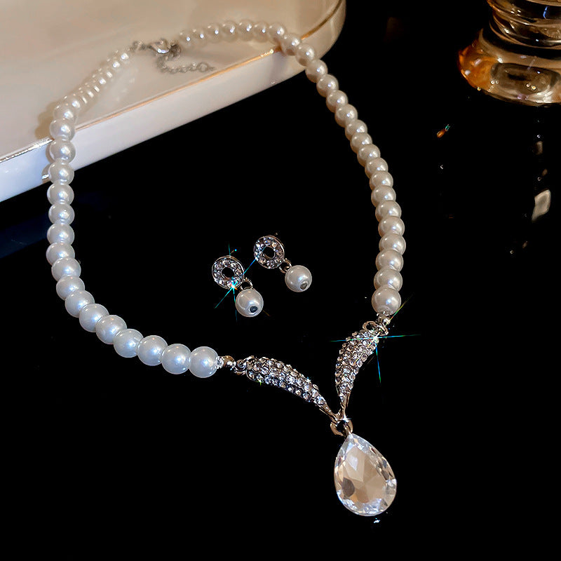 Palace Style Temperamental Minority Clavicle Chain Light Necklaces