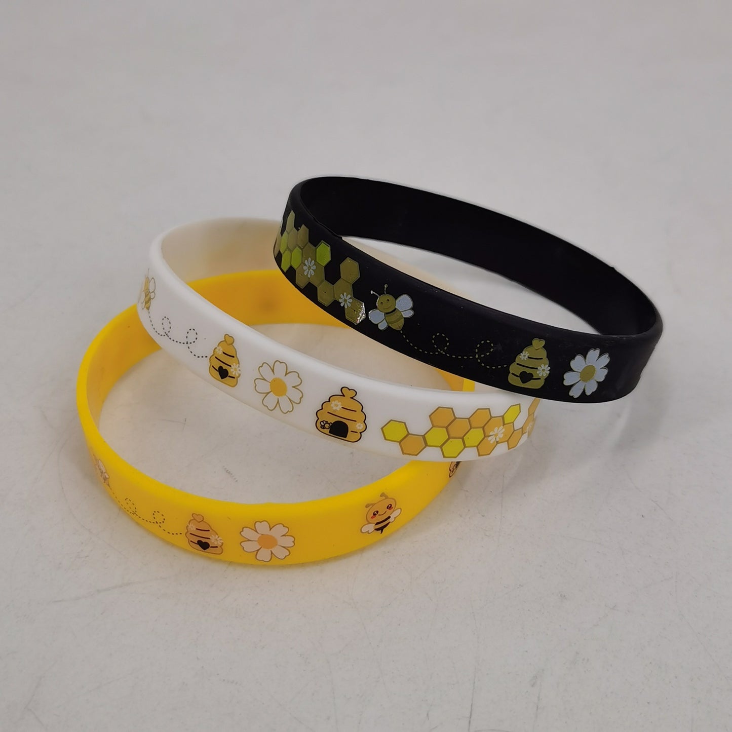 Little Bee Silicone Cartoon Theme Party Color Bracelet