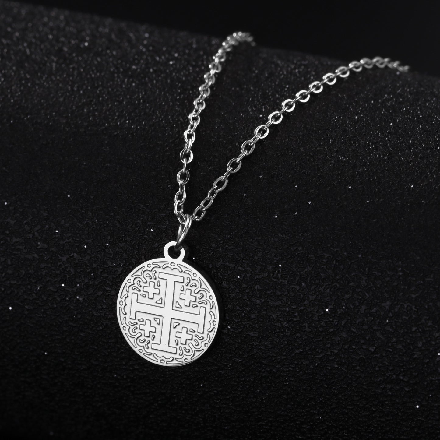 Cut Titanium Steel Round Corrosion Cross Necklaces