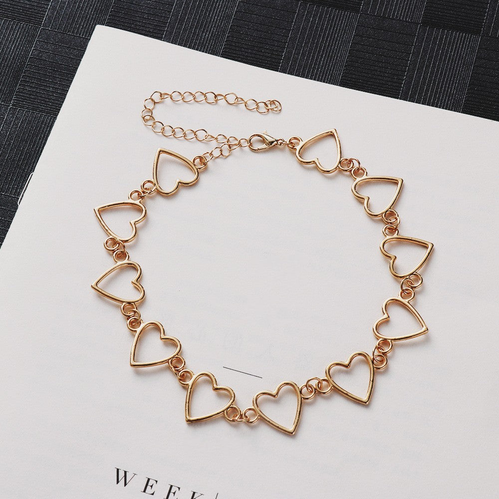 Women's Simple Heart-shaped Hollow Personalized Chain Love Necklace
