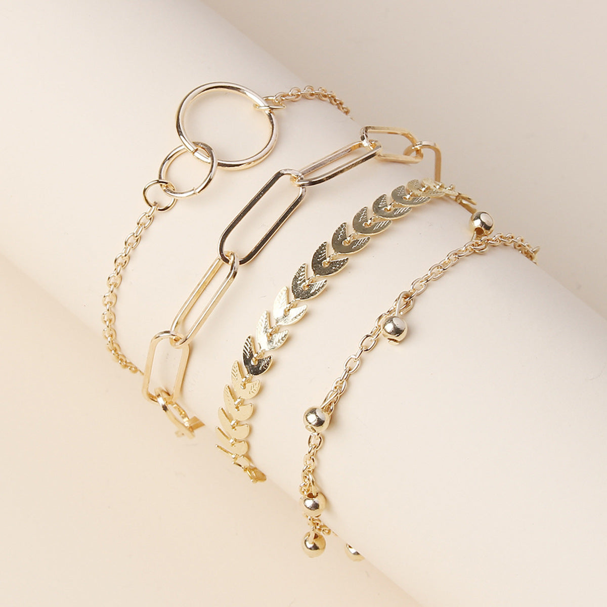 Women's Chain Metal Personalized Circle Pattern Arrow Bracelets