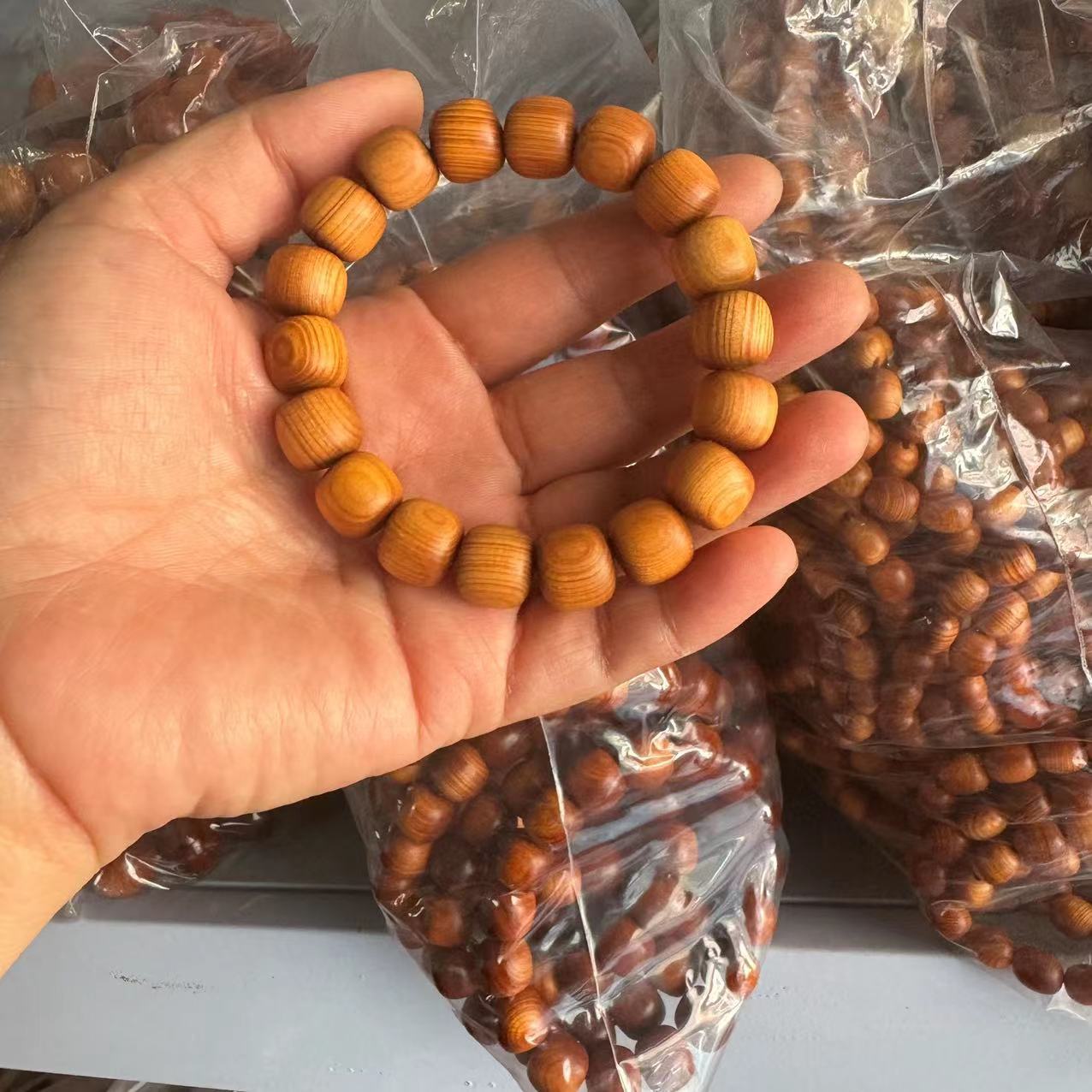 Black Oil High Density Wooden Prayer Beads Gentiana Pattern Bracelet