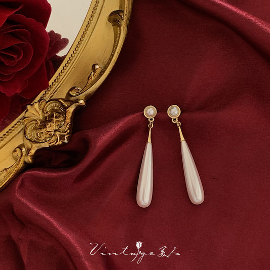 Women's Pearl Water Drop Long High-grade Light Luxury Western Temperament Sier Rings