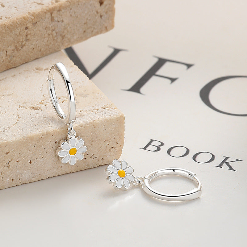 Women's Sterling Sier Sweet Fashion Daisy Ear Personality Earrings