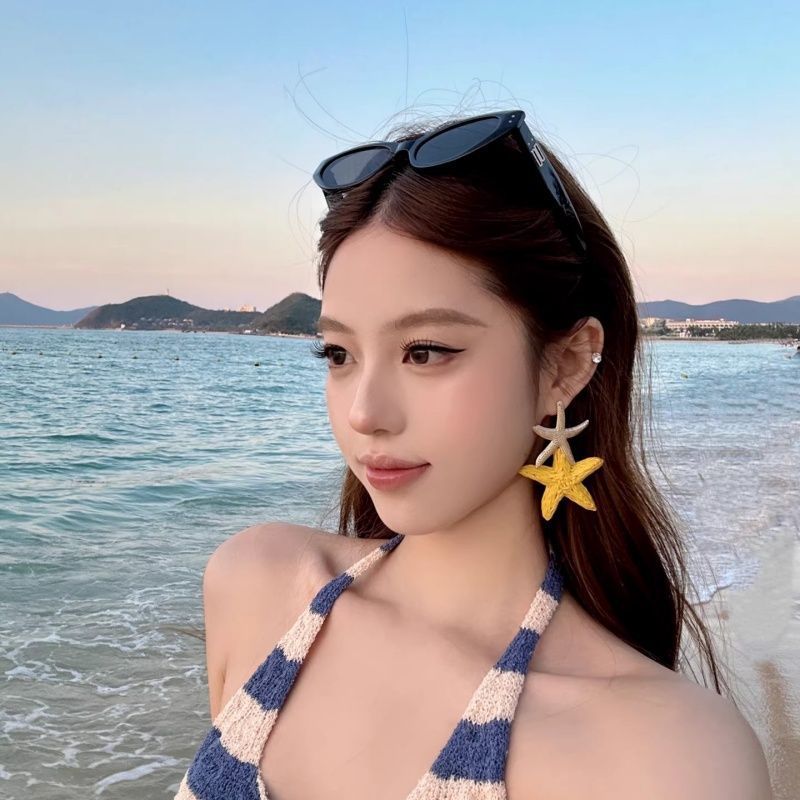 Island Dopamine Straw Double Starfish Unique Beautiful Earrings