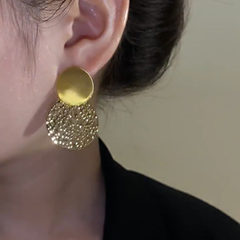 Golden Hollow Metallic Sier Needle Openwork Circle Elegant High-grade Cold Earrings