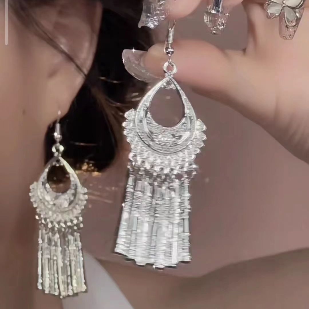 Sier Miao Bohemian Long Leaves Tassel Minority Tourist Attractions Earrings