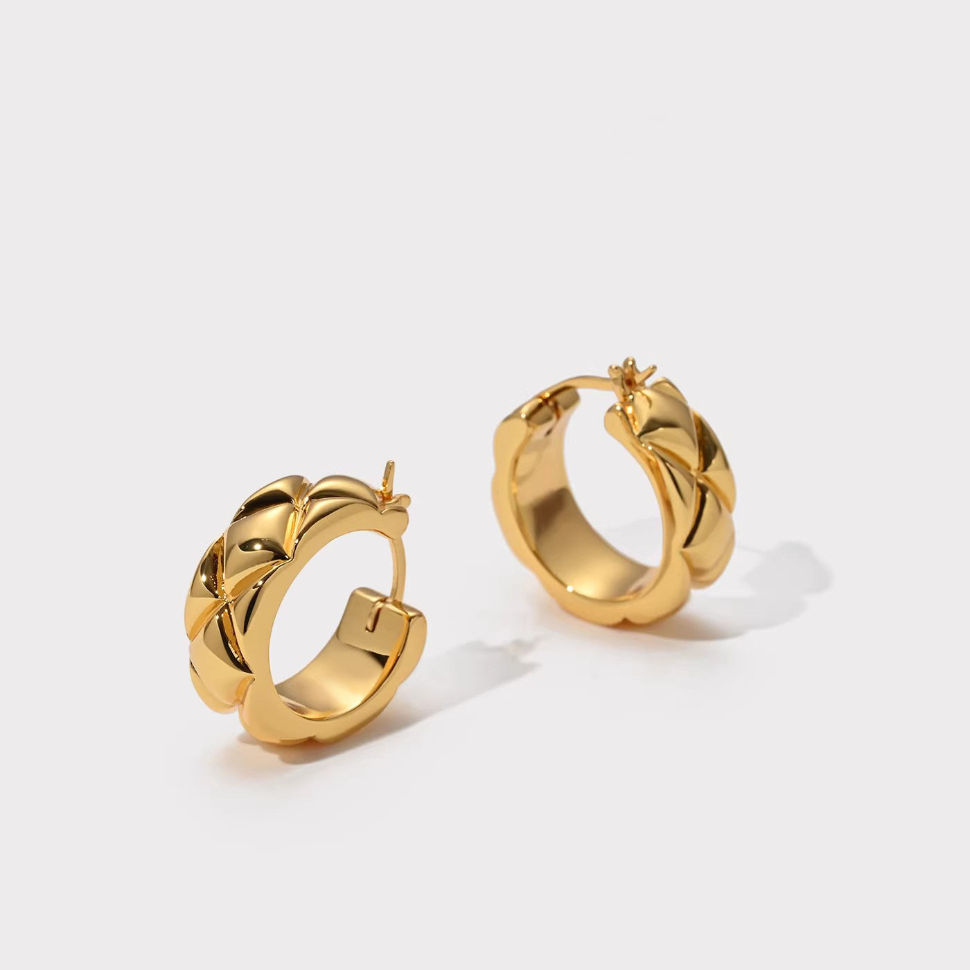 Simple Metal Gold Sier Color Light Luxury Minority Ear Buckle