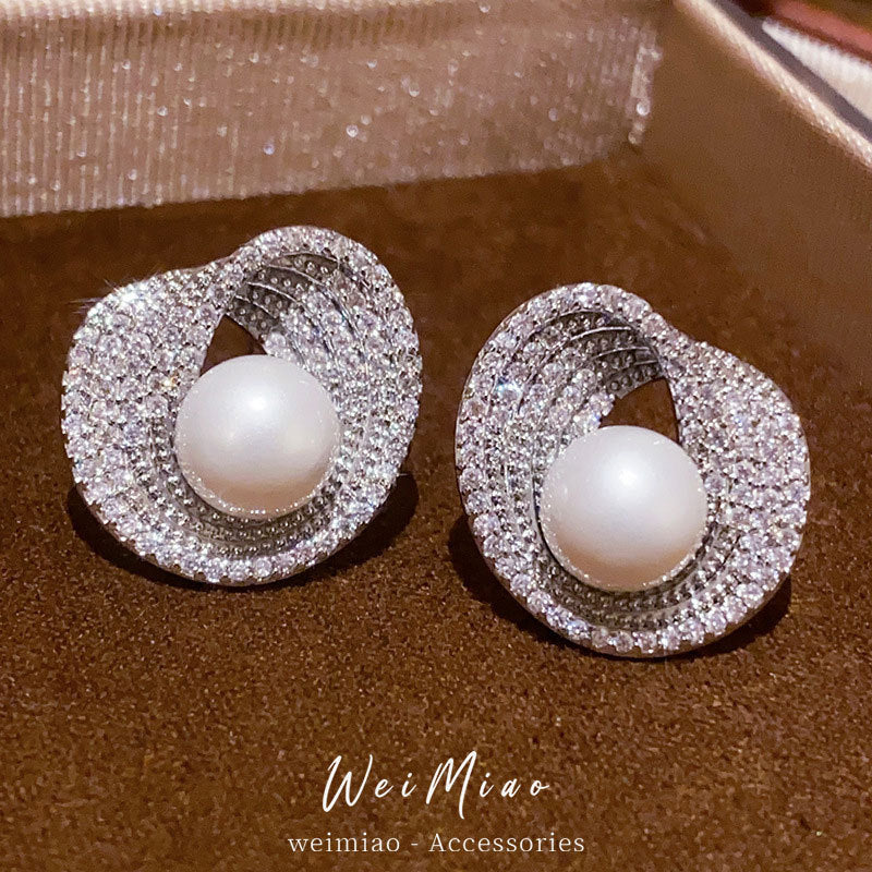 Sier Needle Zircon Irregular Round Pearl Light Luxury High-grade Refined Earrings
