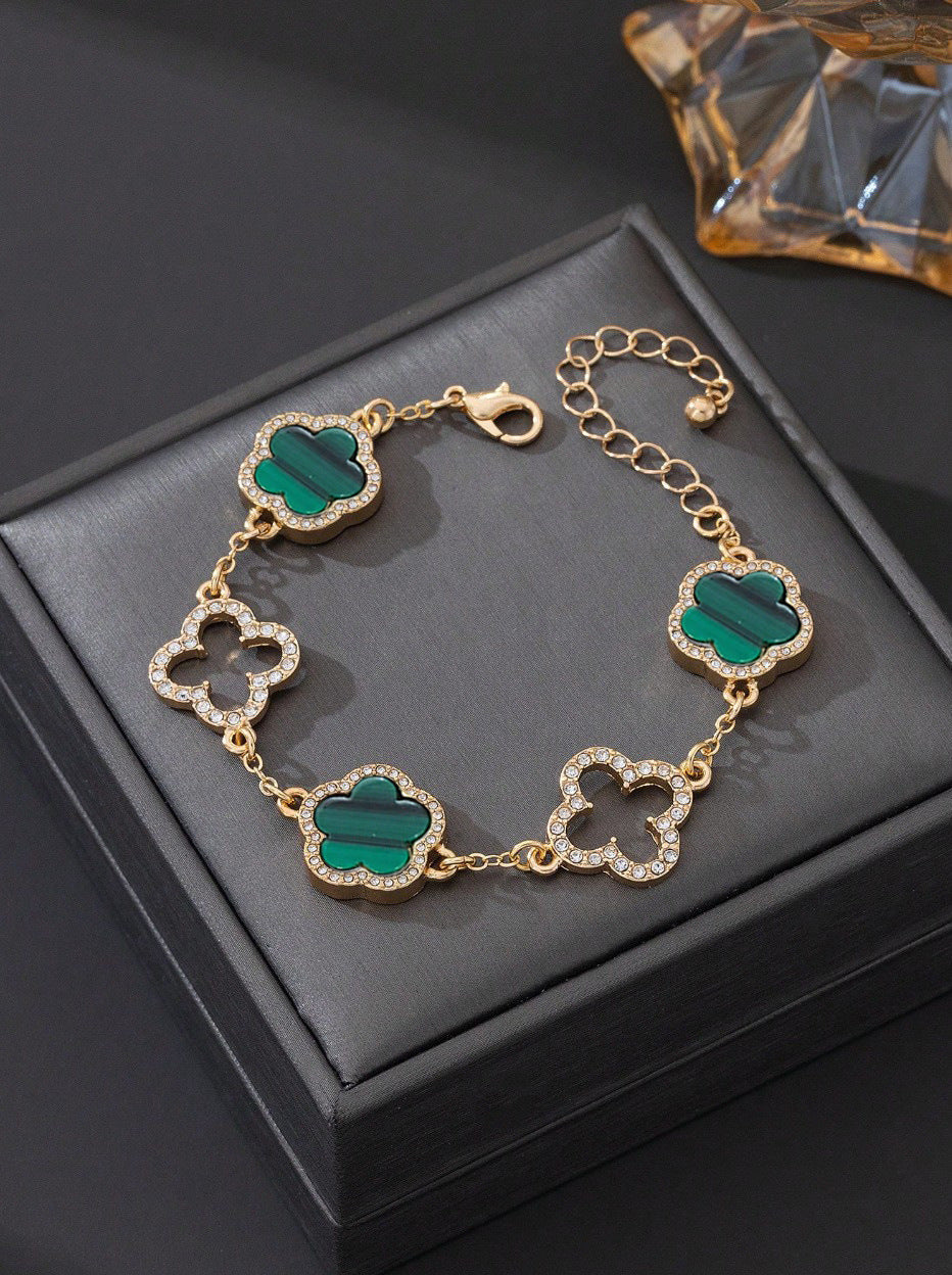Lucky Five-leaf Flower Affordable Luxury Fashion High-grade Pork Bracelets