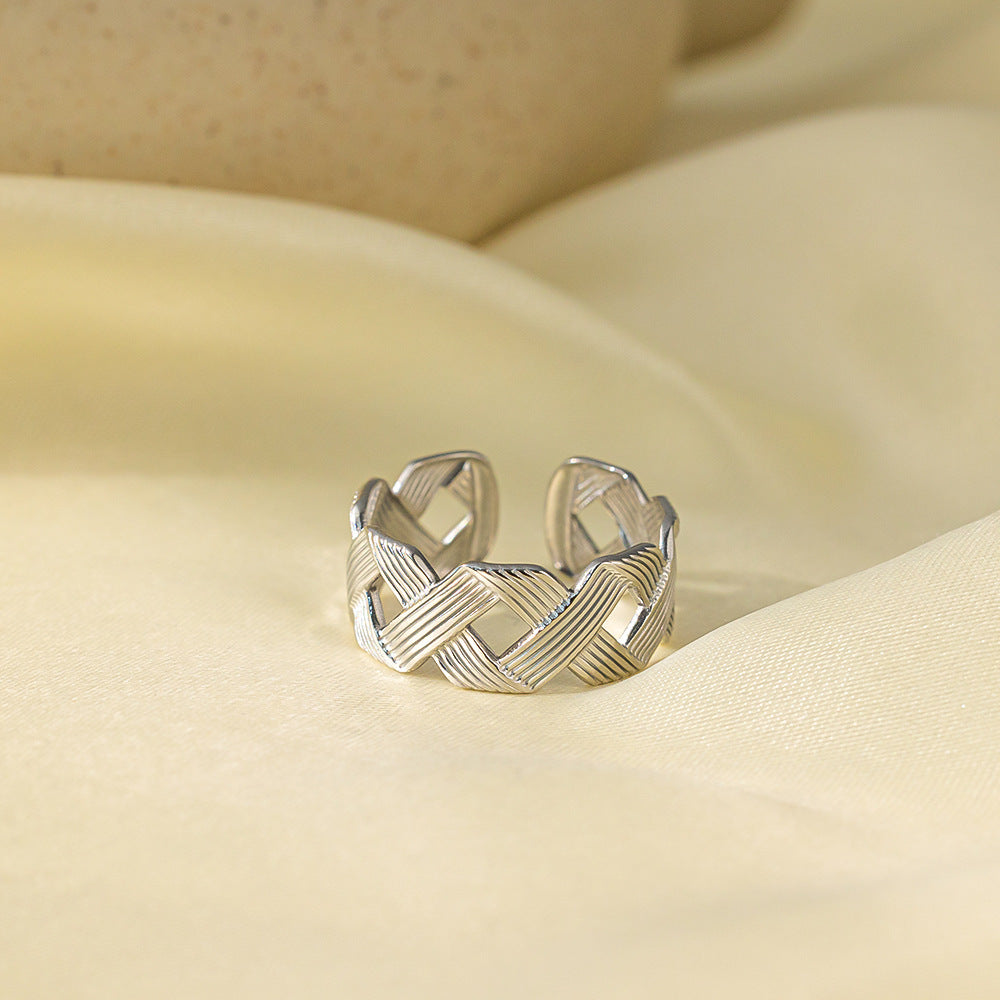 Stainless Steel Gold-plated Love Heart Flowers Rings