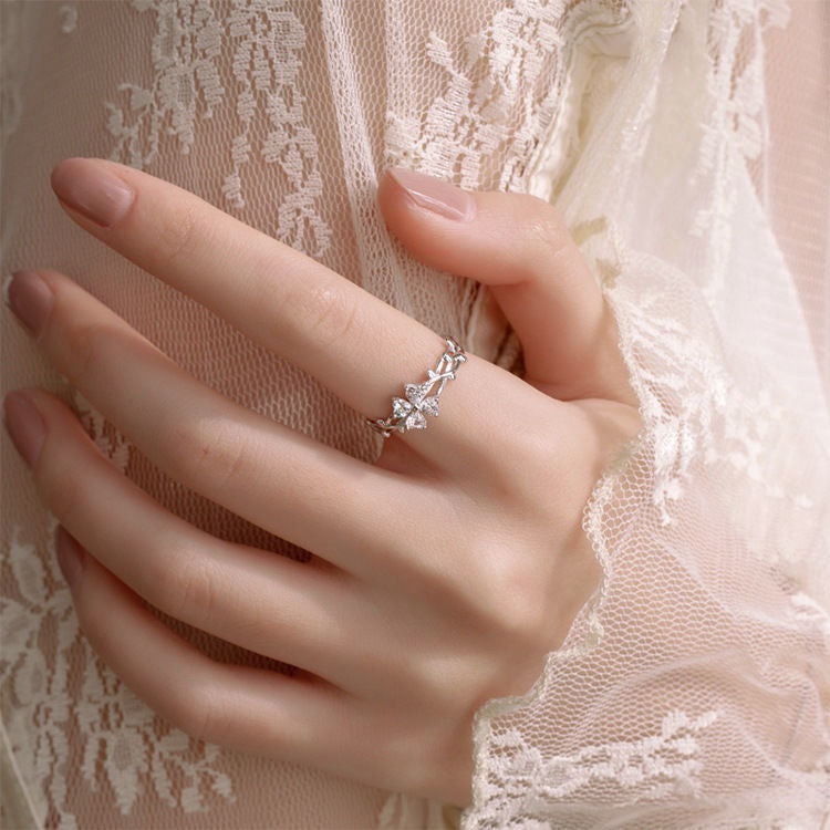 Clover Fashion Creative Leaves Open Adjustable Temperament Personality Female Ring