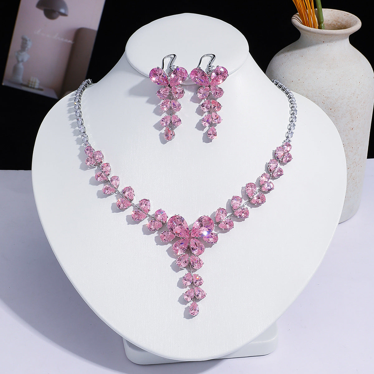 Fashion Trend Zircon Green Butterfly Tassel Necklace