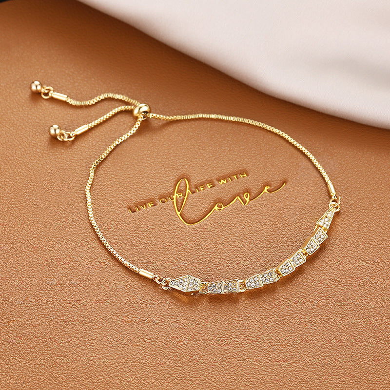 Vintage Pearl Female Style Design Simple Cold Bracelet