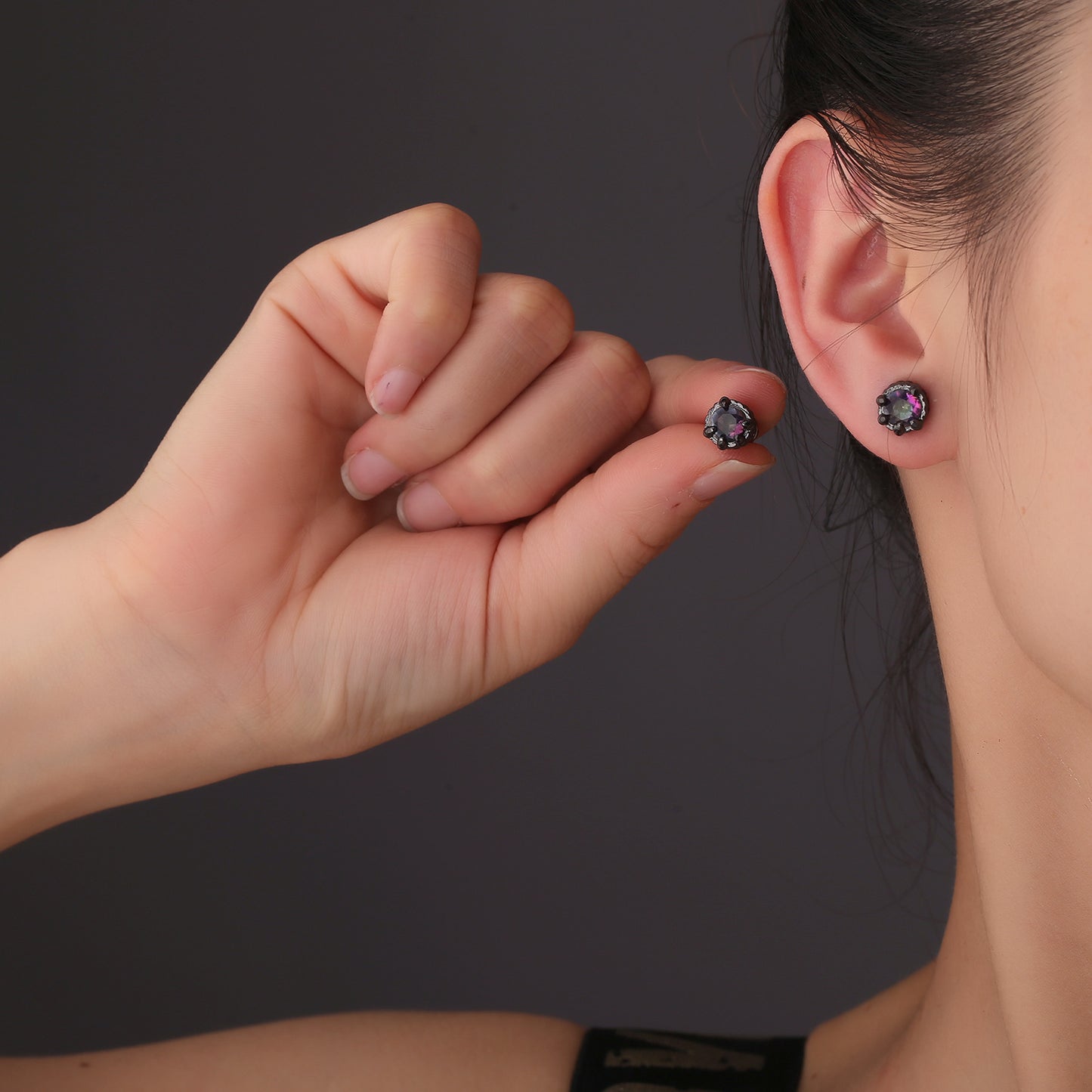 Dragon Claw Without Pierced Red Elegant Mini Fashion Male Stud Earrings