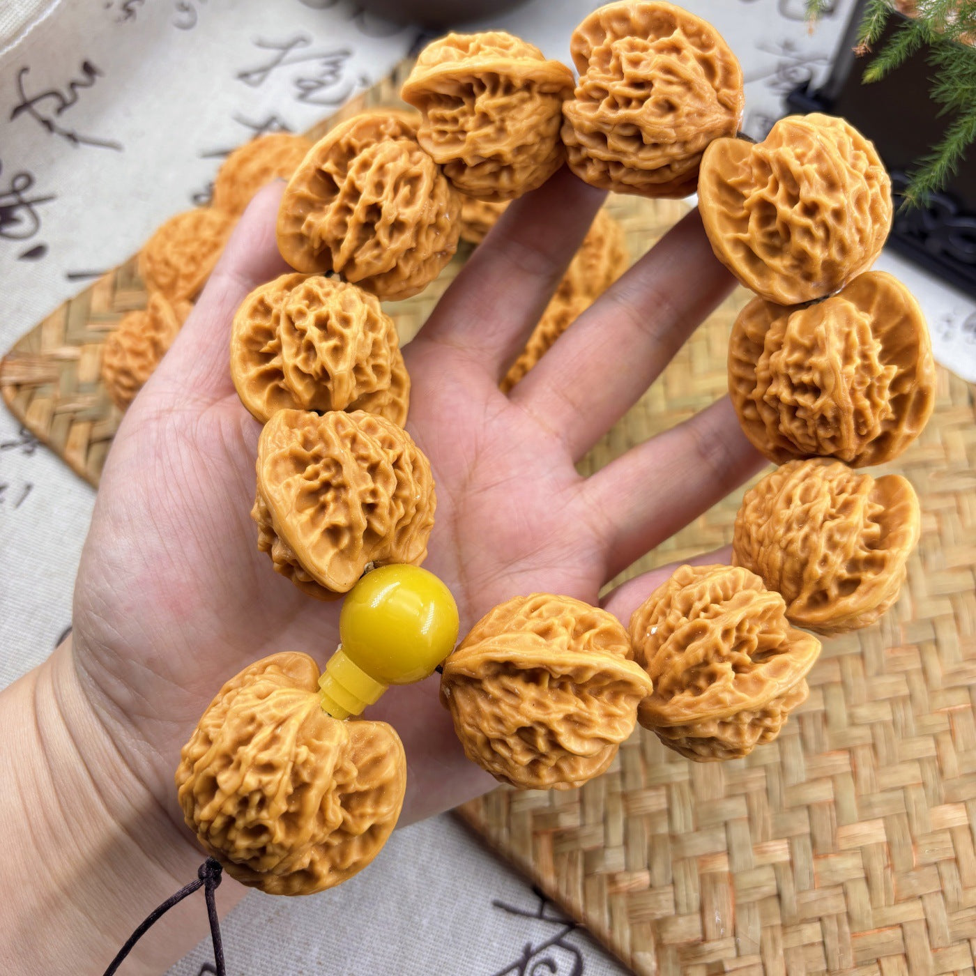 Men's Wild Pecan Primary Color Grinding Plate Big Belly Autumn Bracelet
