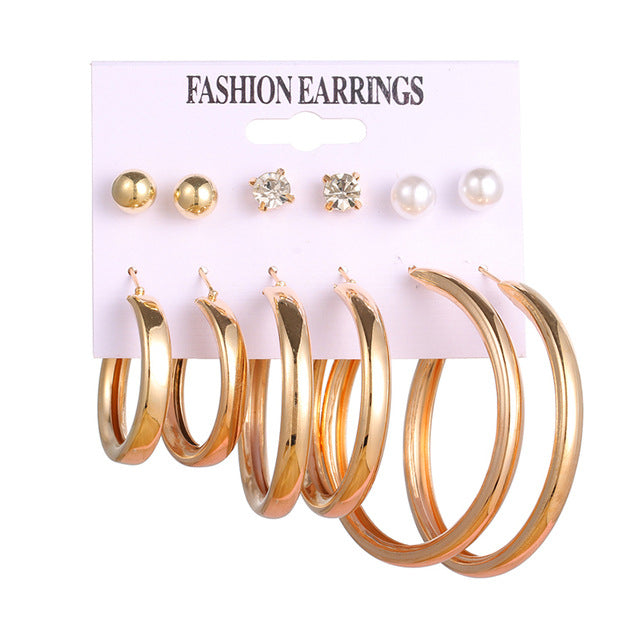 Women's Inlaid Pearl Creative French Retro Gold Ear Stud Earrings