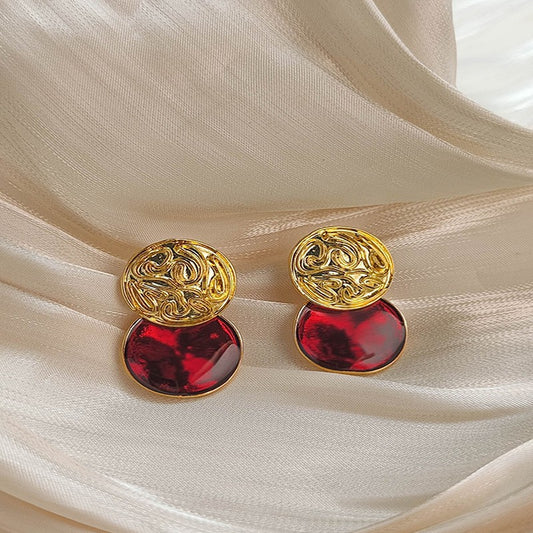Women's Light Luxury High-grade Button Pleated Irregular Ear Temperamental Rings