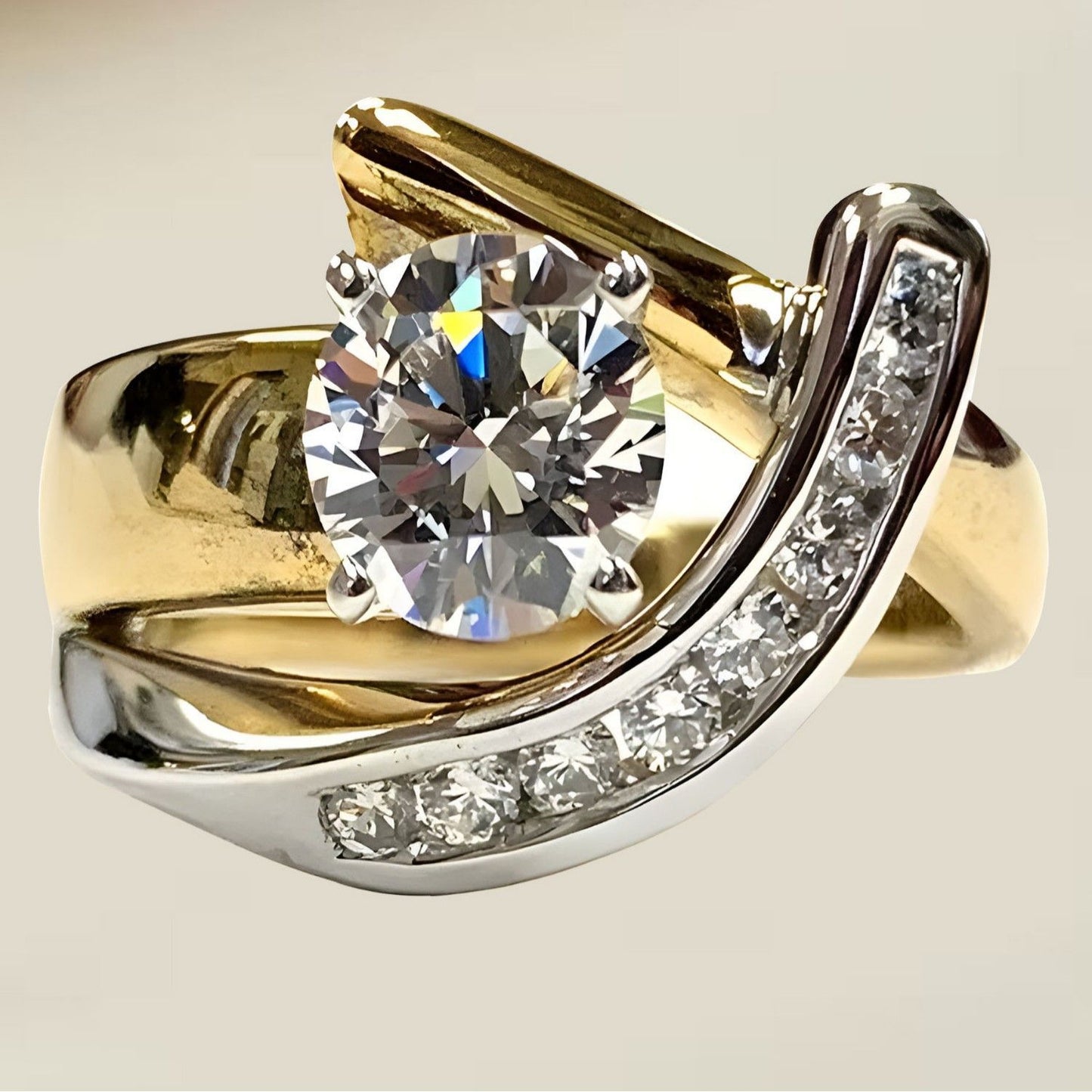 Women's Twisted Arm Diamond Retro Affordable Luxury Design Sense Rings