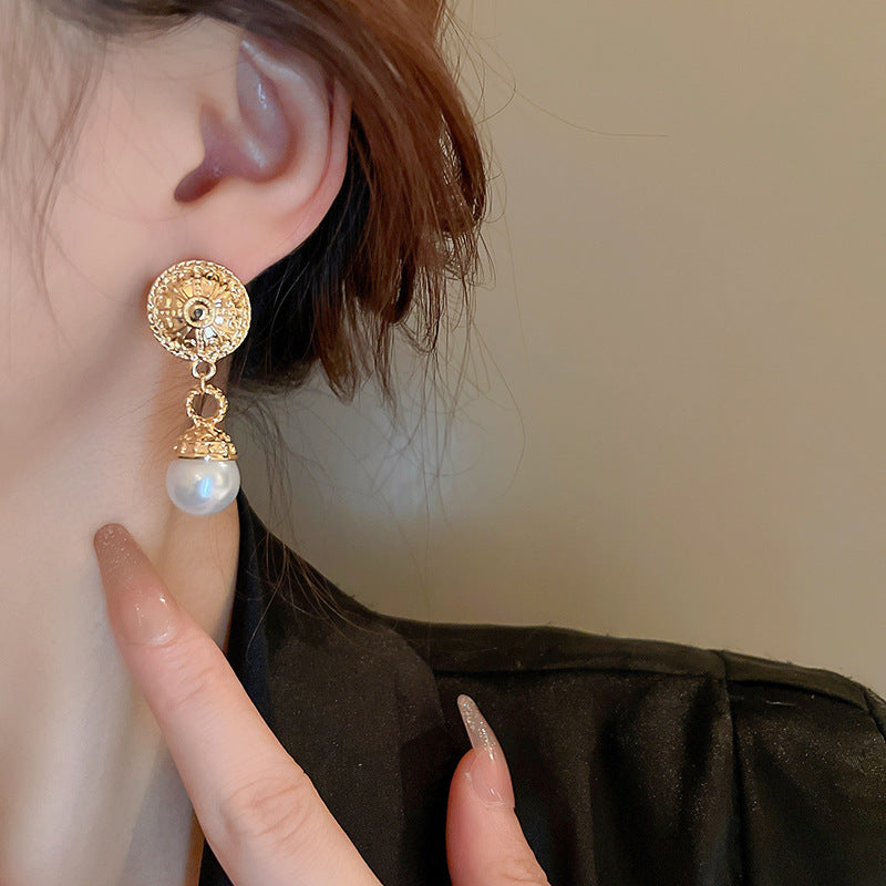 Women's Metal Round Imitation Pearl Tassel Sier Pin French Retro Baroque Earrings