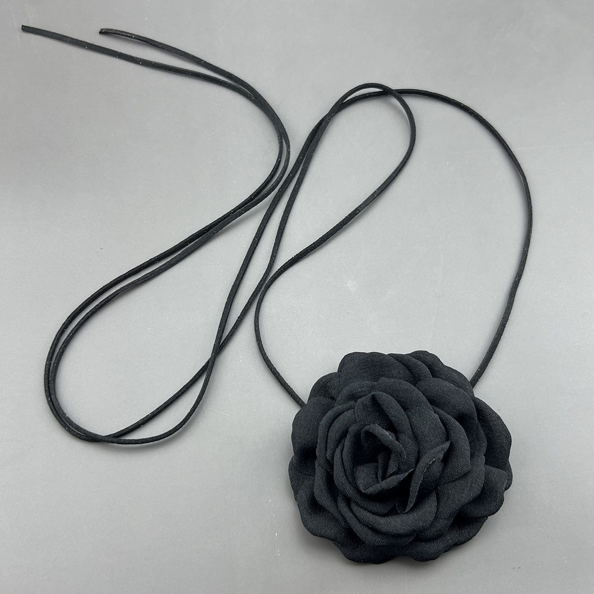 Women's Flower Strap Three-dimensional Rose Collar French Necklace