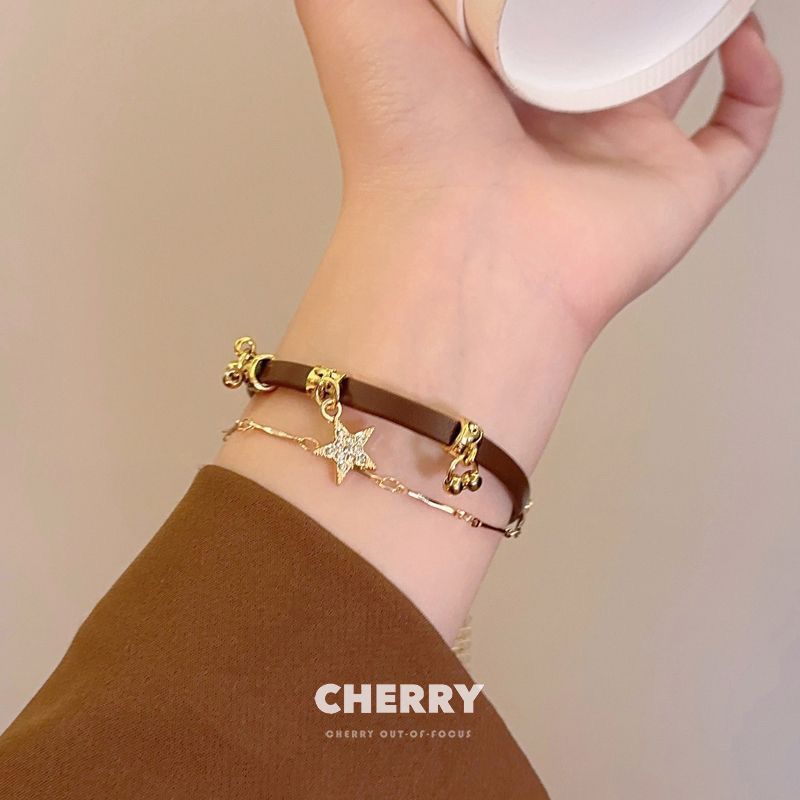 Women's Retro Double Layer Twin Light Luxury Necklace