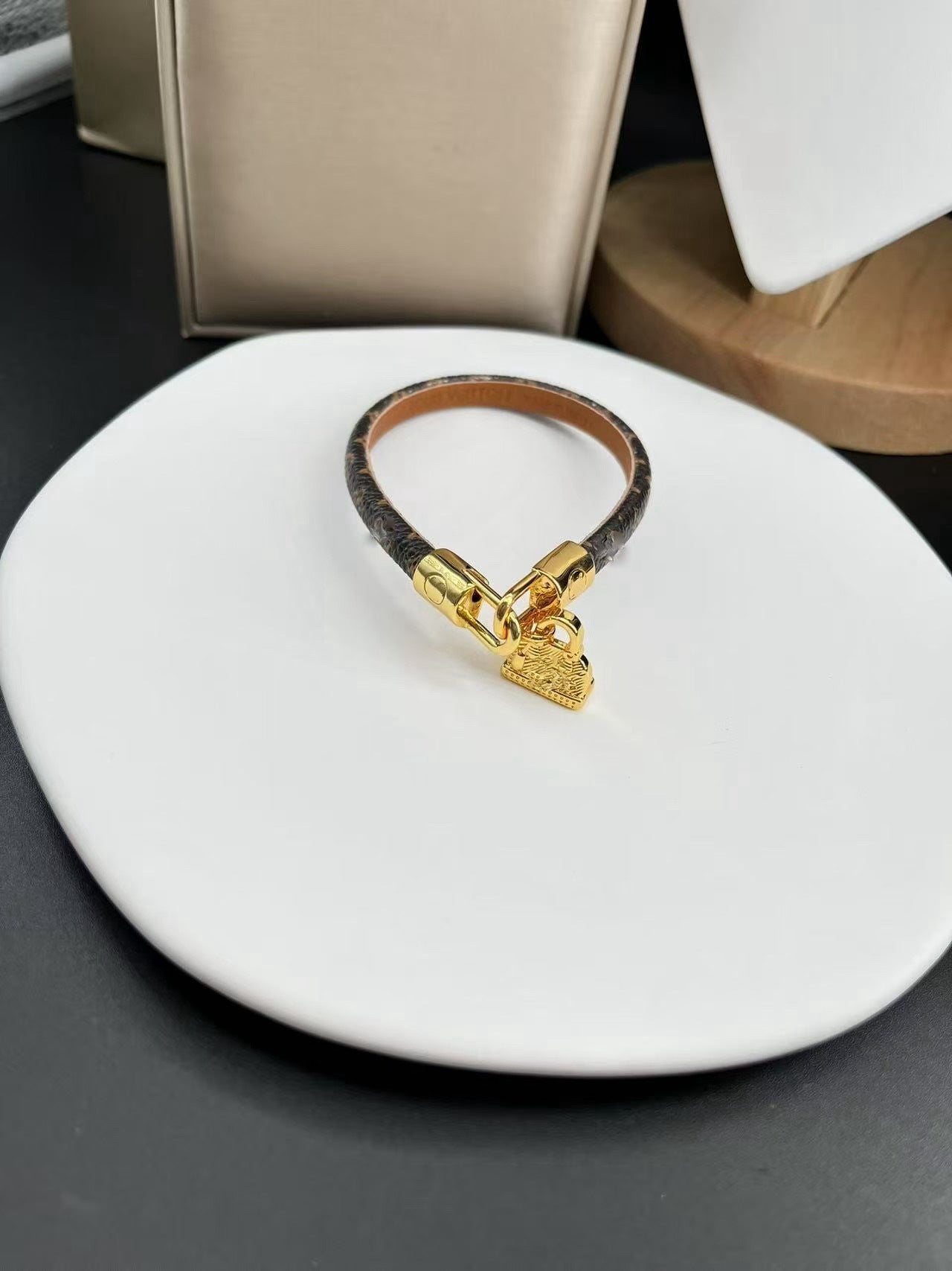 Women's & Men's Leather Wide V-shaped Buckle Affordable Luxury Fashion Couple Simple Bracelets