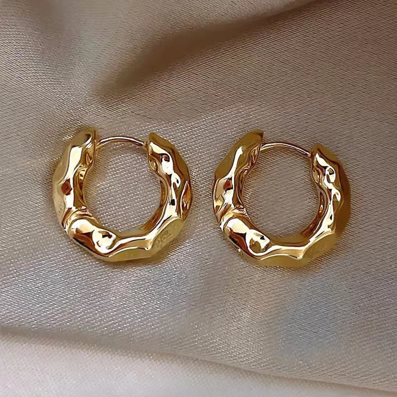 Women's Design Simple Pleated Texture Personalized Clips Fashion High Ear Buckle