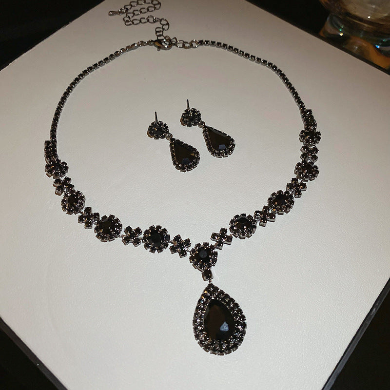 Elegant Drop Round Light Luxury Minority Necklaces