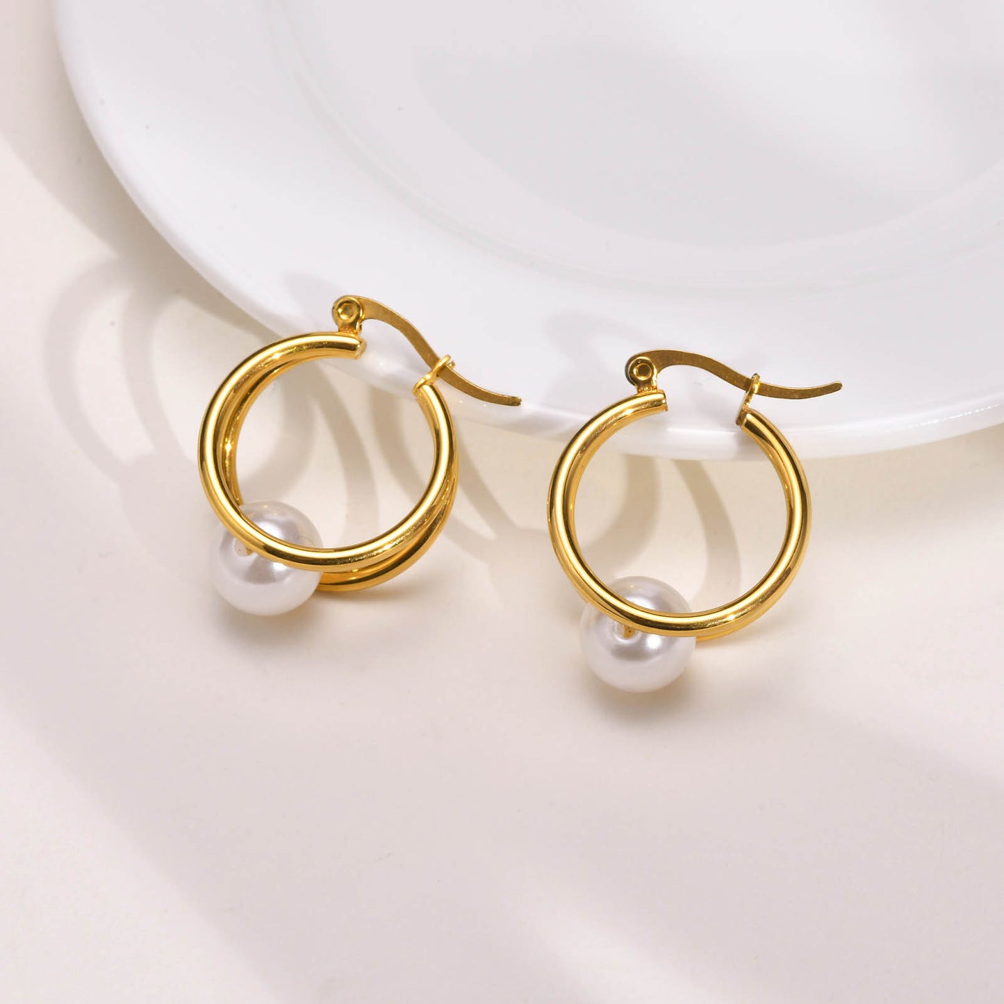 Women's Titanium Steel Double Pearl Gold Single Elegant Earrings