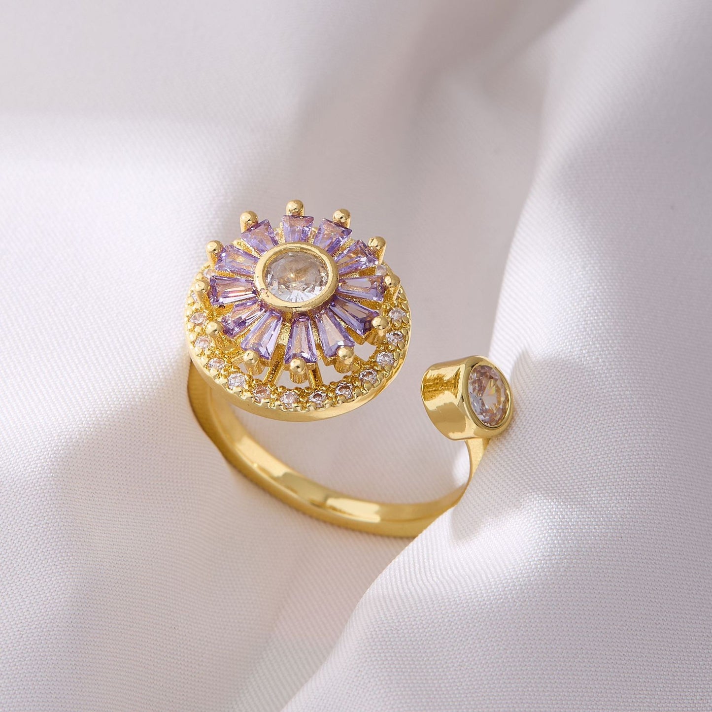 Valentine's Day Gift Flower Zircon Rotatable Ring