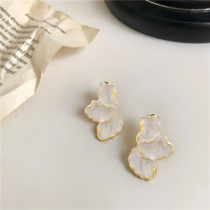 Women's Petal Fashionable Elegant Niche Unique Light Earrings