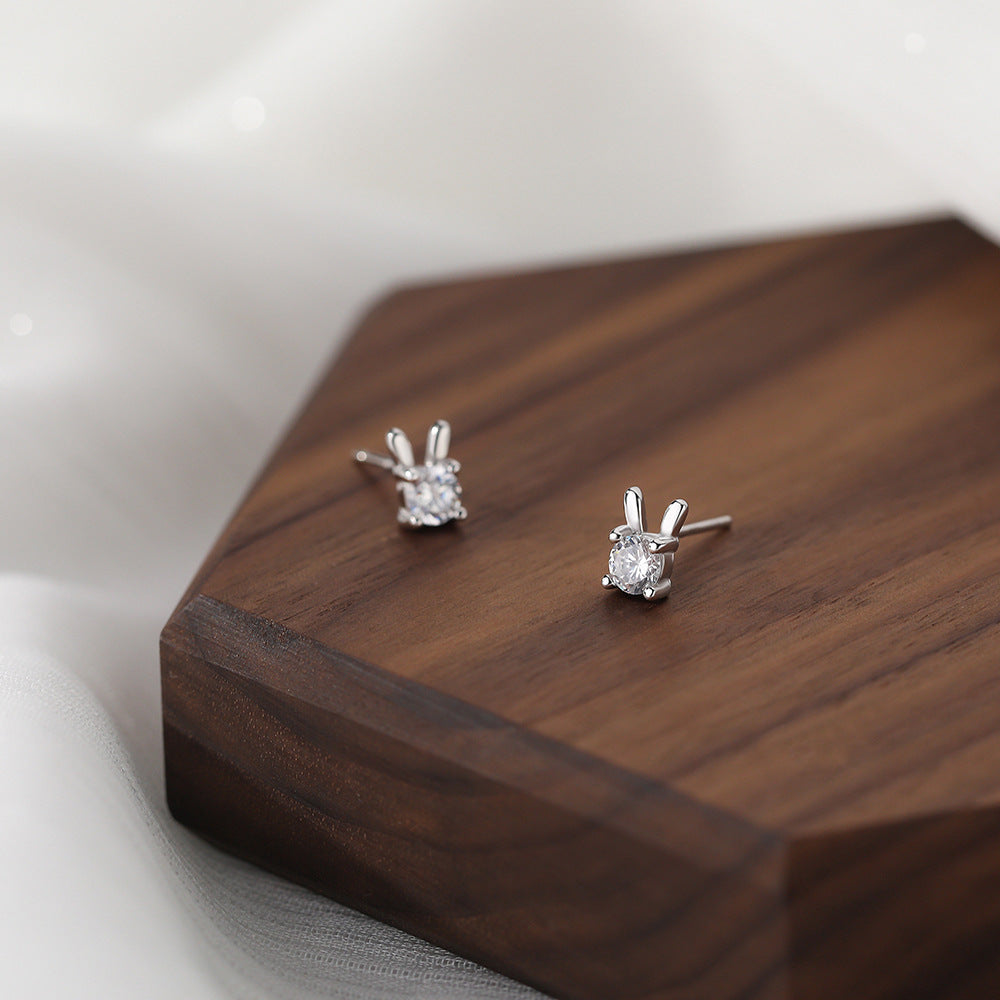 Women's Mini Zodiac Rabbit Copper Inlaid Zircon Simple Earrings