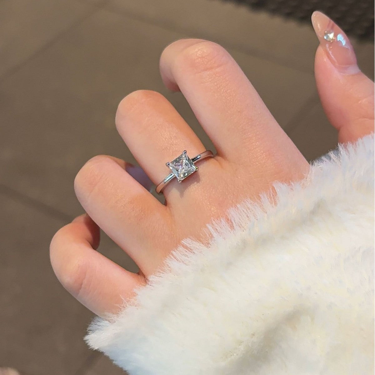 Affordable Luxury Fashion Zircon Elegant High Sense Ring