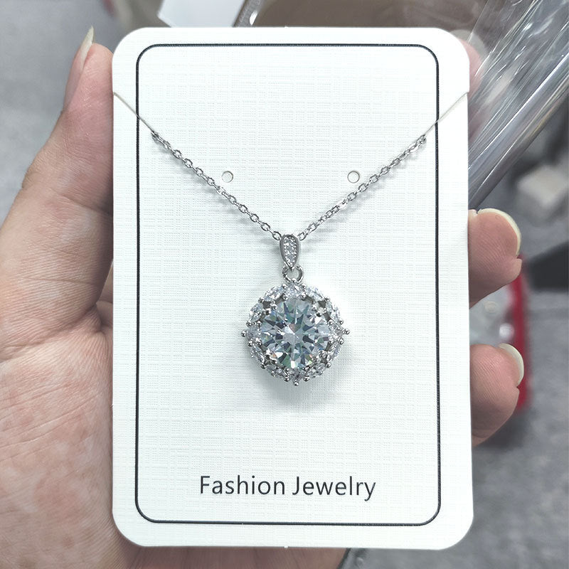 Diamond Light Luxury Karat Large Queen Pendants